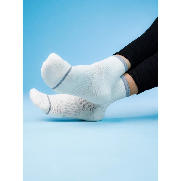 Tất Vớ Thể Thao Cổ Trung Nữ UPPER YOU CoolMax Chạy Bộ Cầu Lông Mềm Mịn Cực Mát Siêu Thấm Hút Mồ Hôi - SPM3001 - Hình ảnh 6